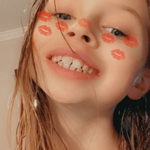 Meet your Posher, Izzabella